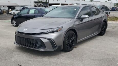 Toyota Camry  '2025
